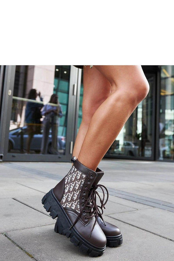 Boots model 206540 - MHMote