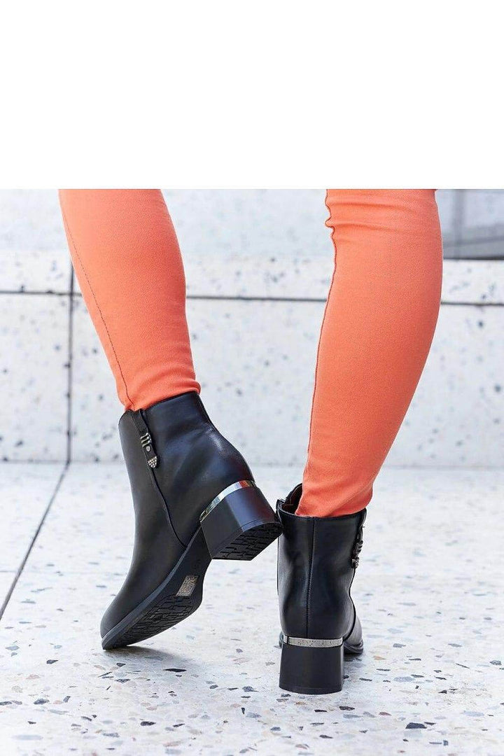 Heel boots model 206548 - MHMote