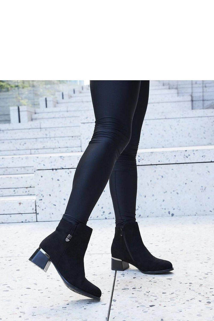 Heel boots model 206548 - MHMote