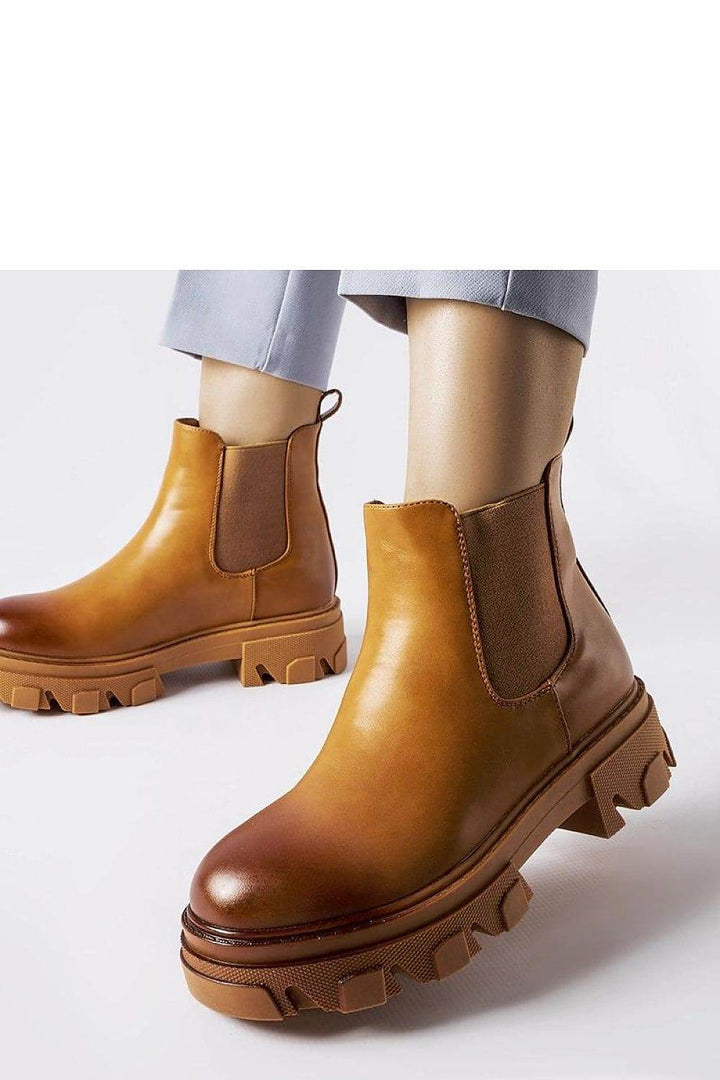 Boots model 206557 - MHMote
