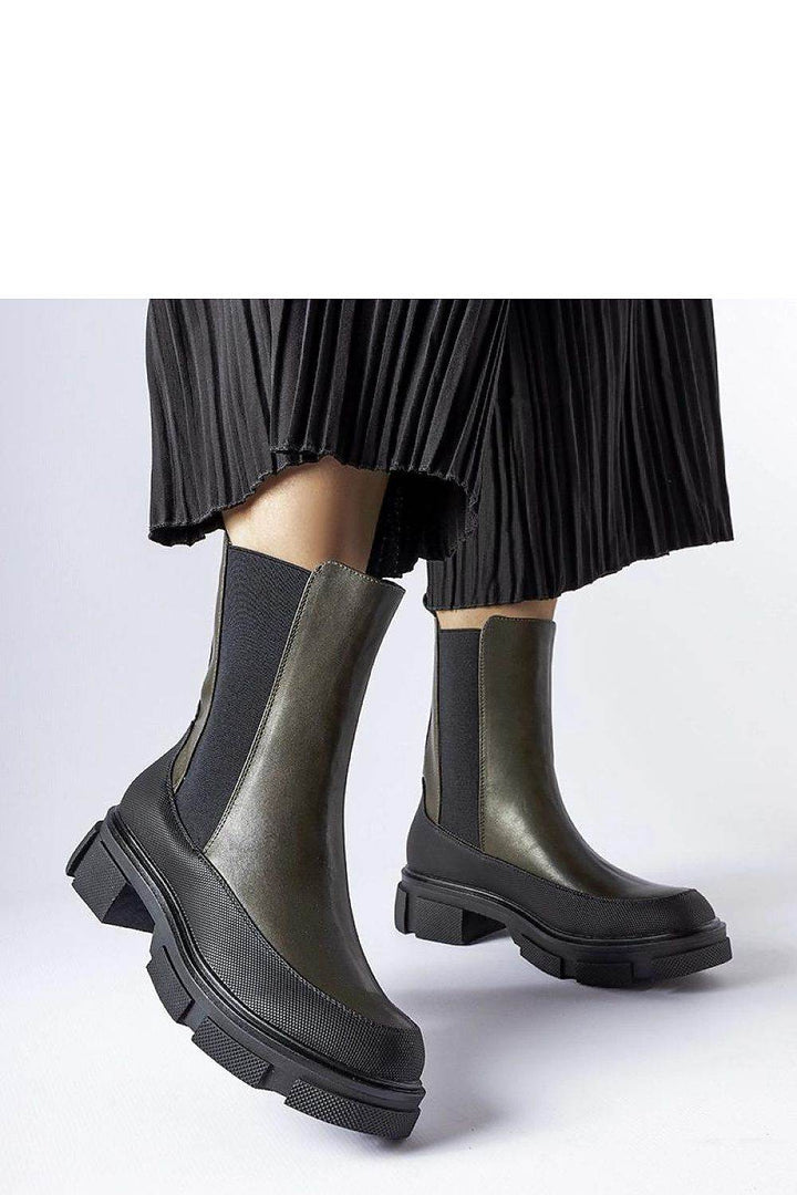 Boots model 204620 - MHMote