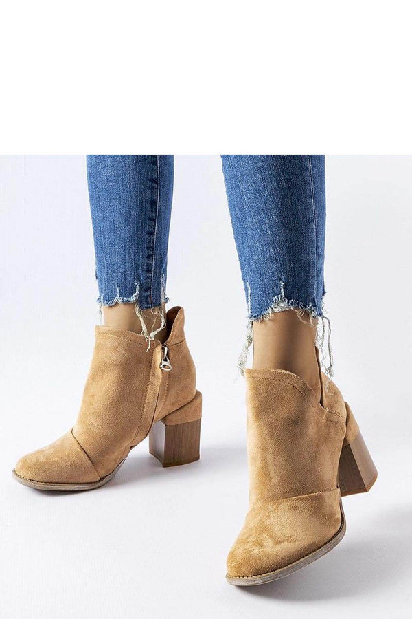Heel boots model 206573 - MHMote