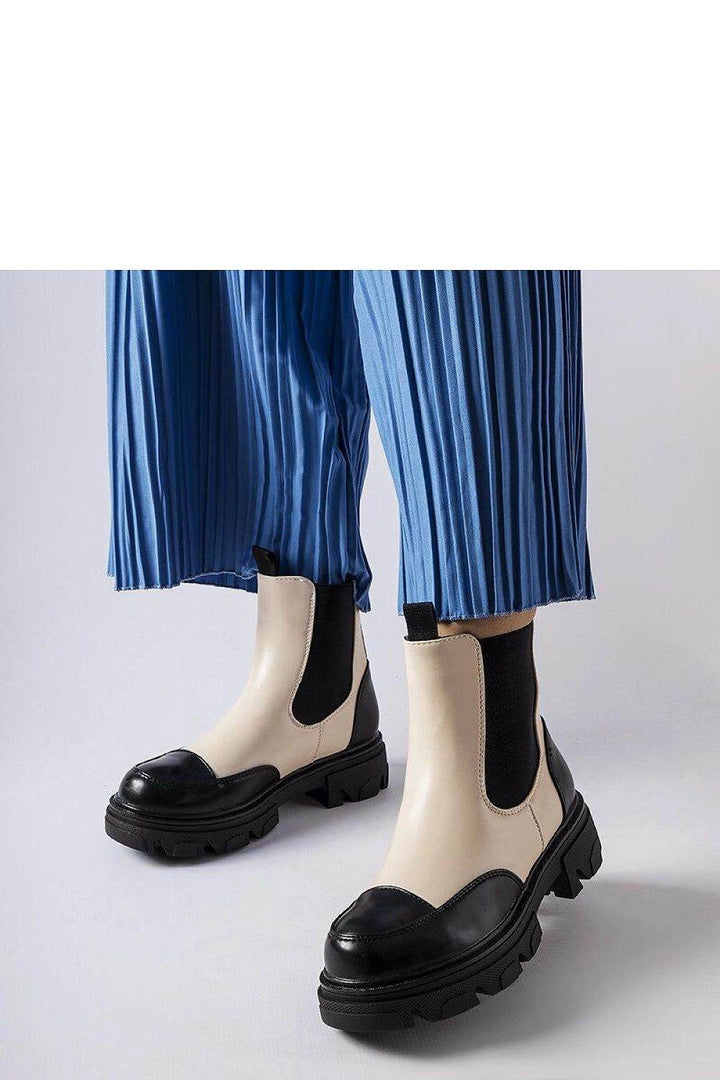 Boots model 206575 - MHMote