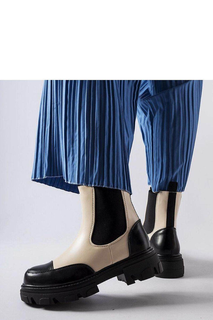 Boots model 206575 - MHMote