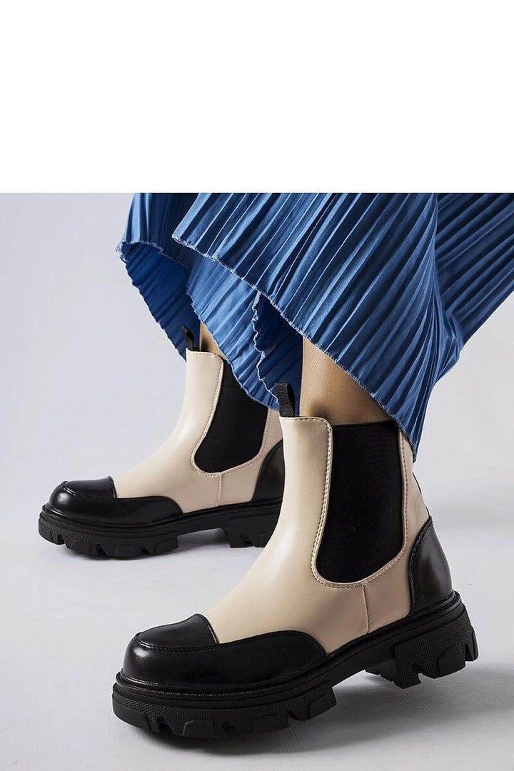Boots model 206575 - MHMote
