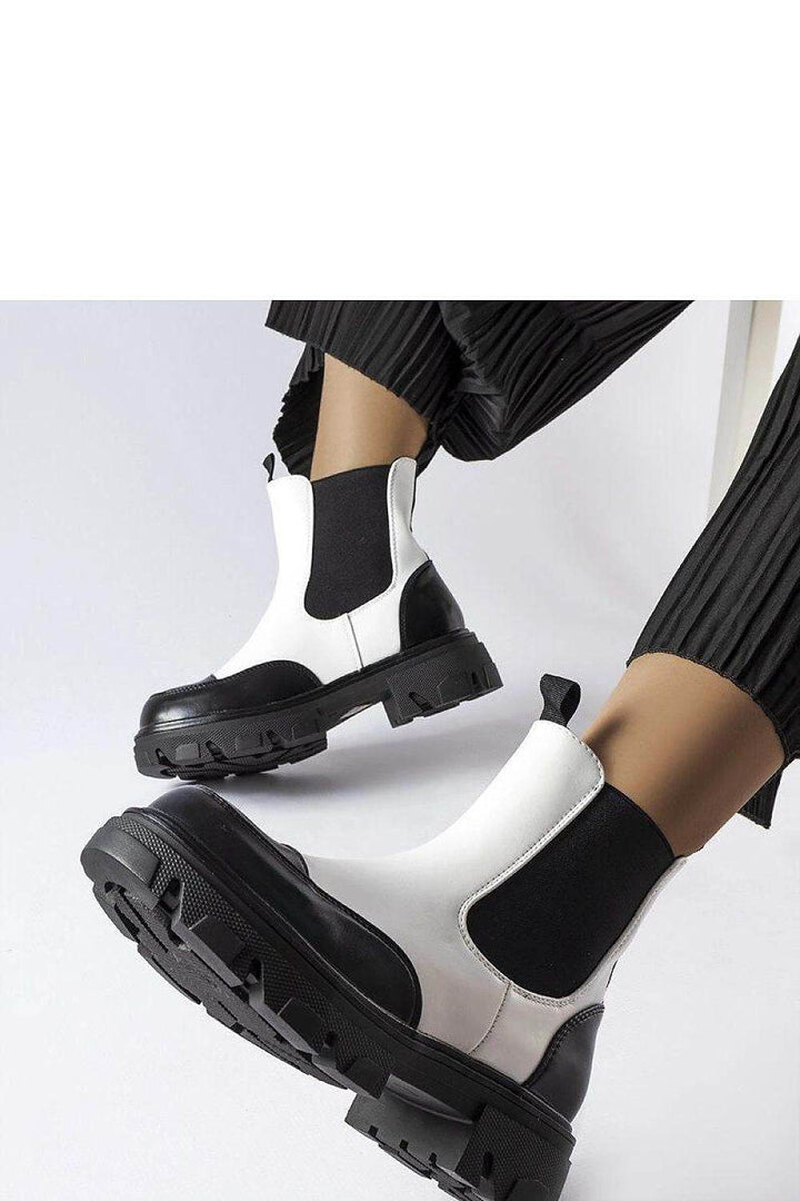 Boots model 206575 - MHMote