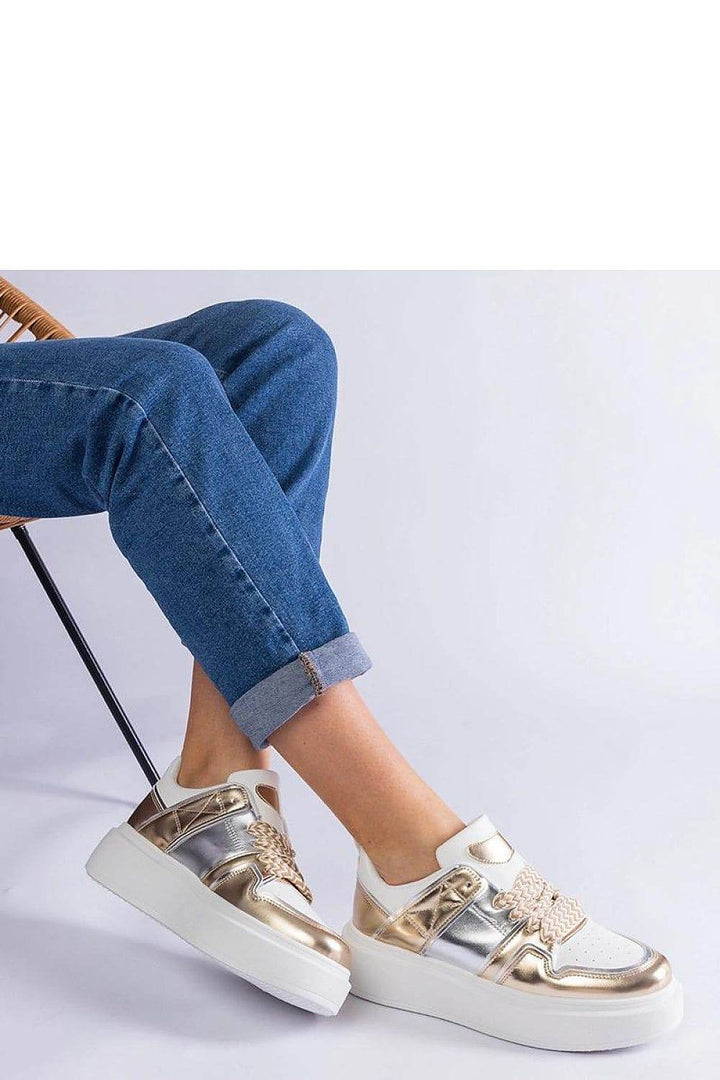 Sneakers model 207116 - MHMote