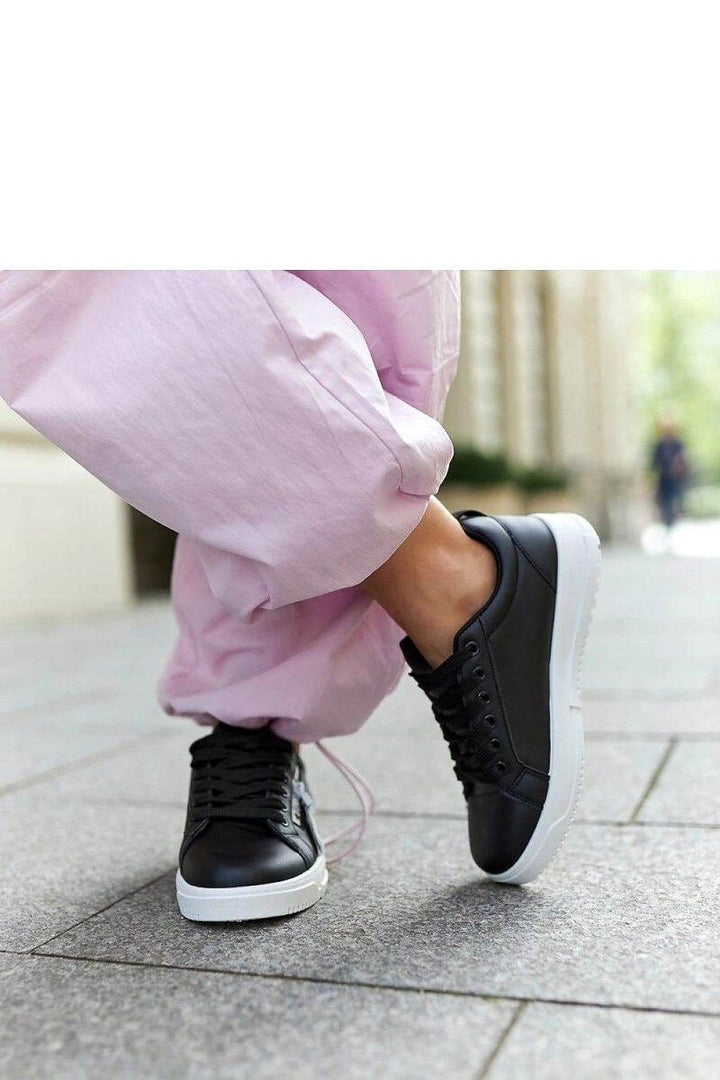 Sneakers model 207295 - MHMote