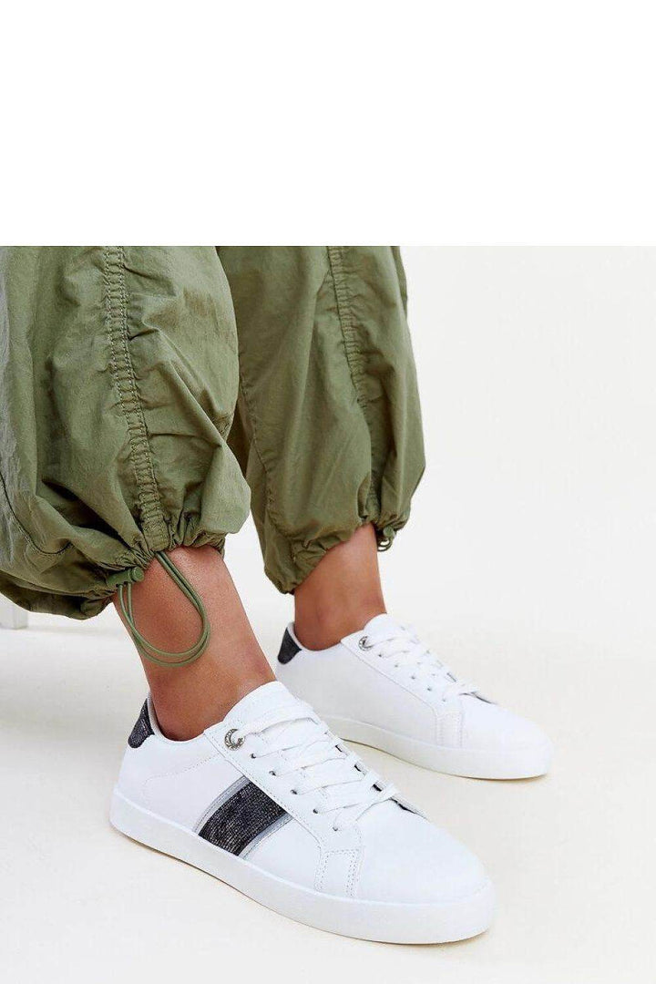 Sneakers model 207302 - MHMote