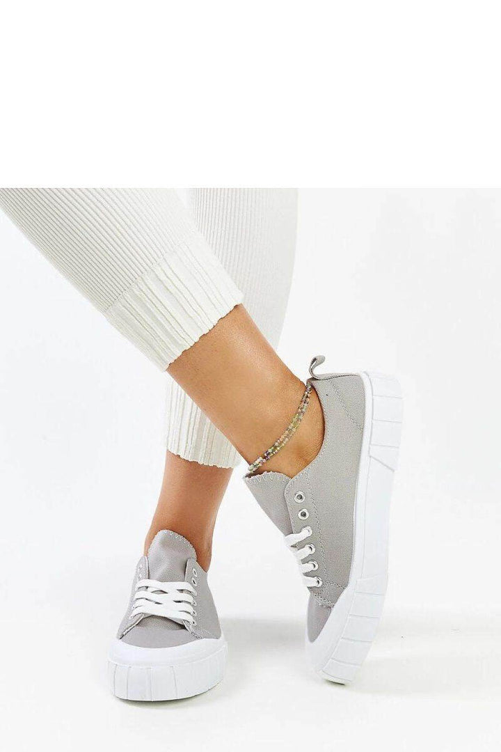 Sneakers model 207371 - MHMote