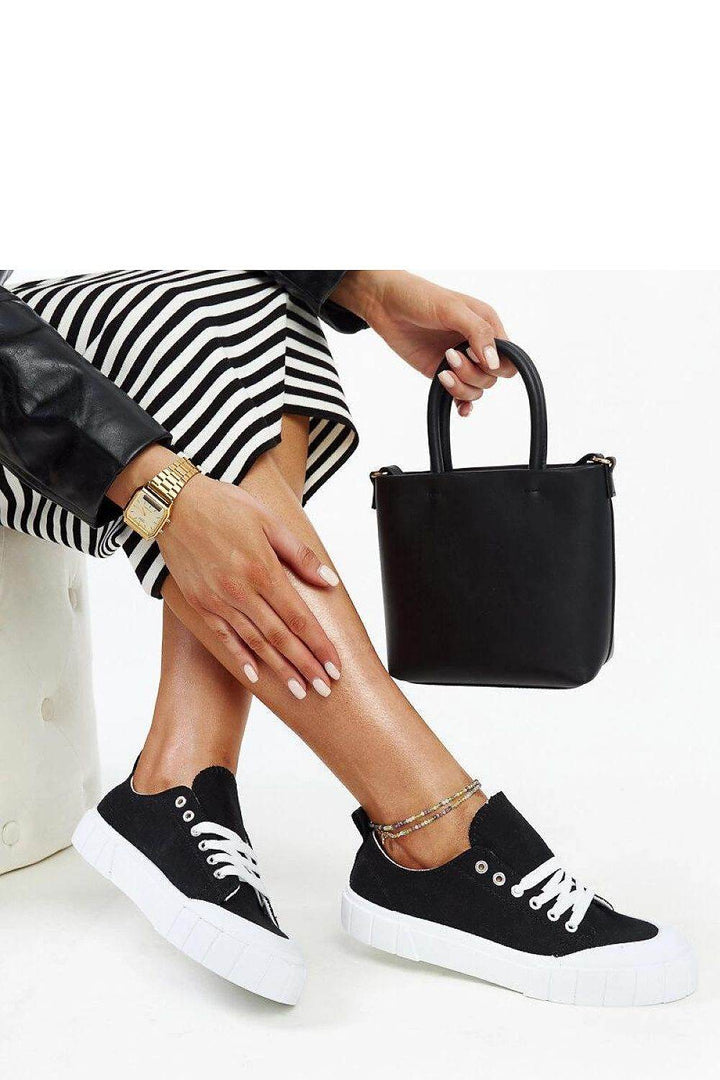Sneakers model 207371 - MHMote