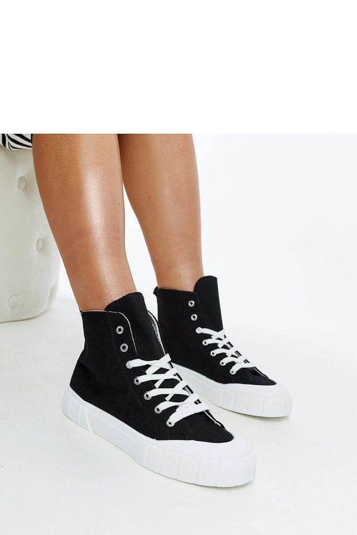 Sneakers model 207376 - MHMote