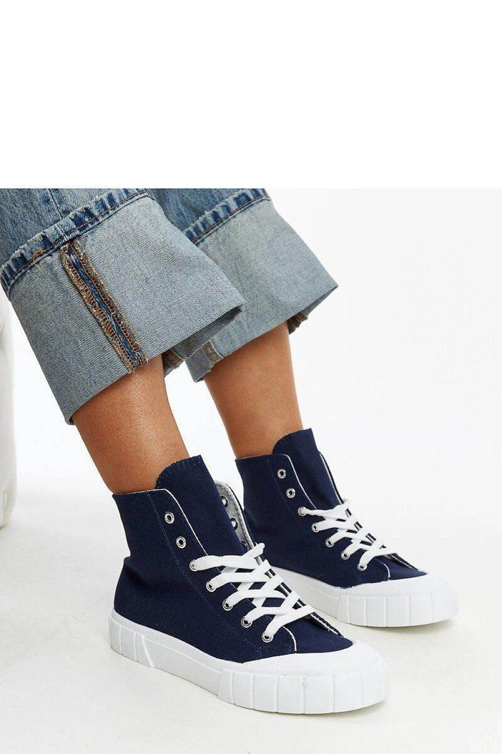 Sneakers model 207376 - MHMote