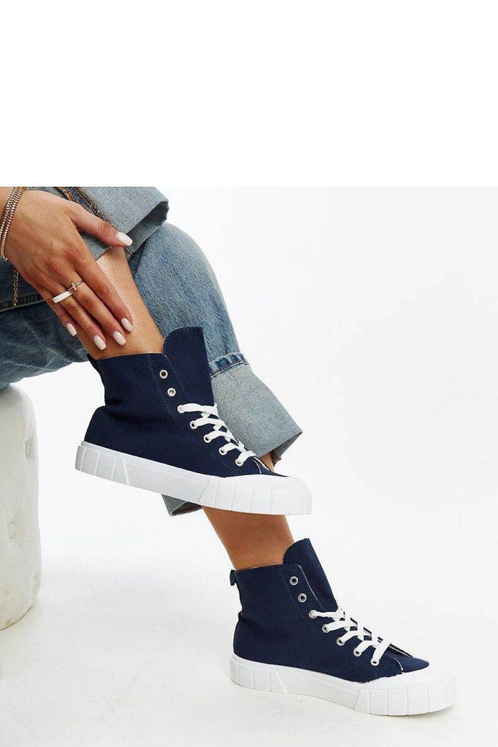 Sneakers model 207376 - MHMote