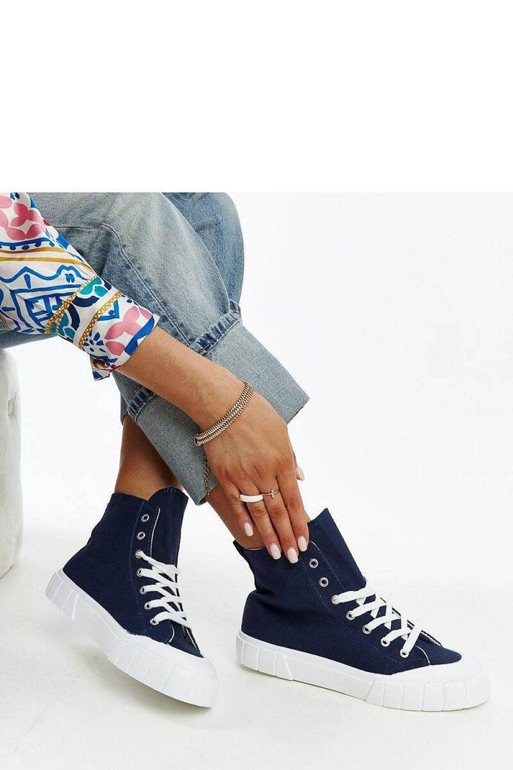 Sneakers model 207376 - MHMote