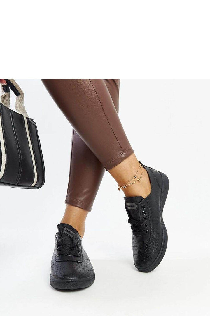 Sneakers model 207448 - MHMote