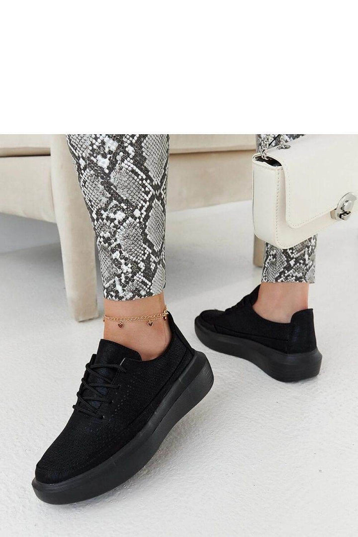 Sneakers model 207540 - MHMote