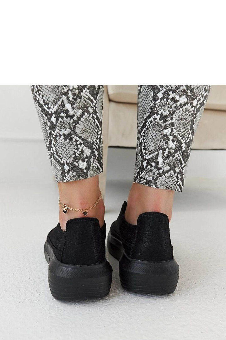 Sneakers model 207540 - MHMote