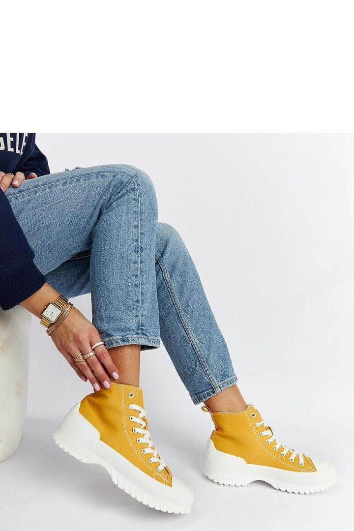 Sneakers model 207548 - MHMote