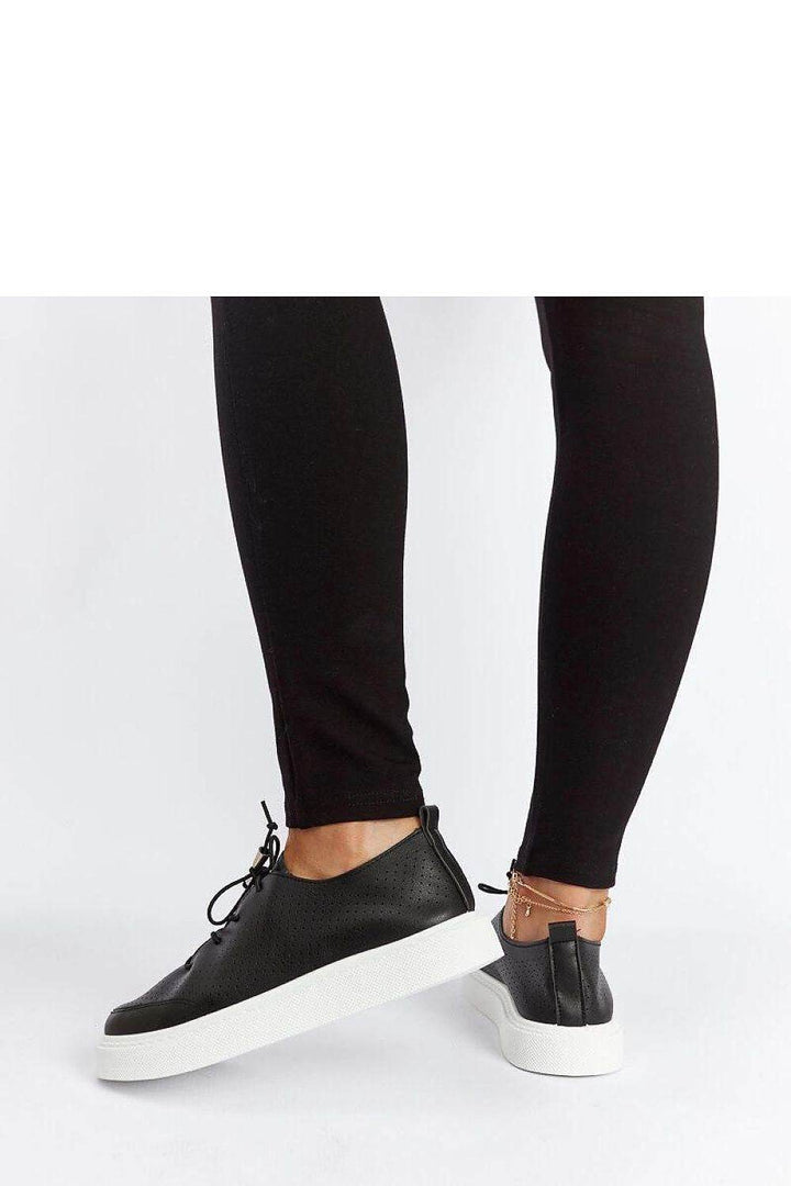 Sneakers model 207560 - MHMote