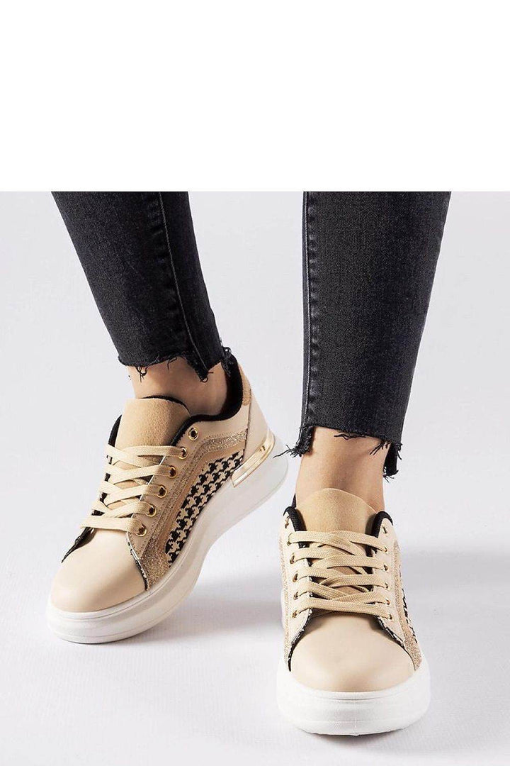Sneakers model 207579 - MHMote