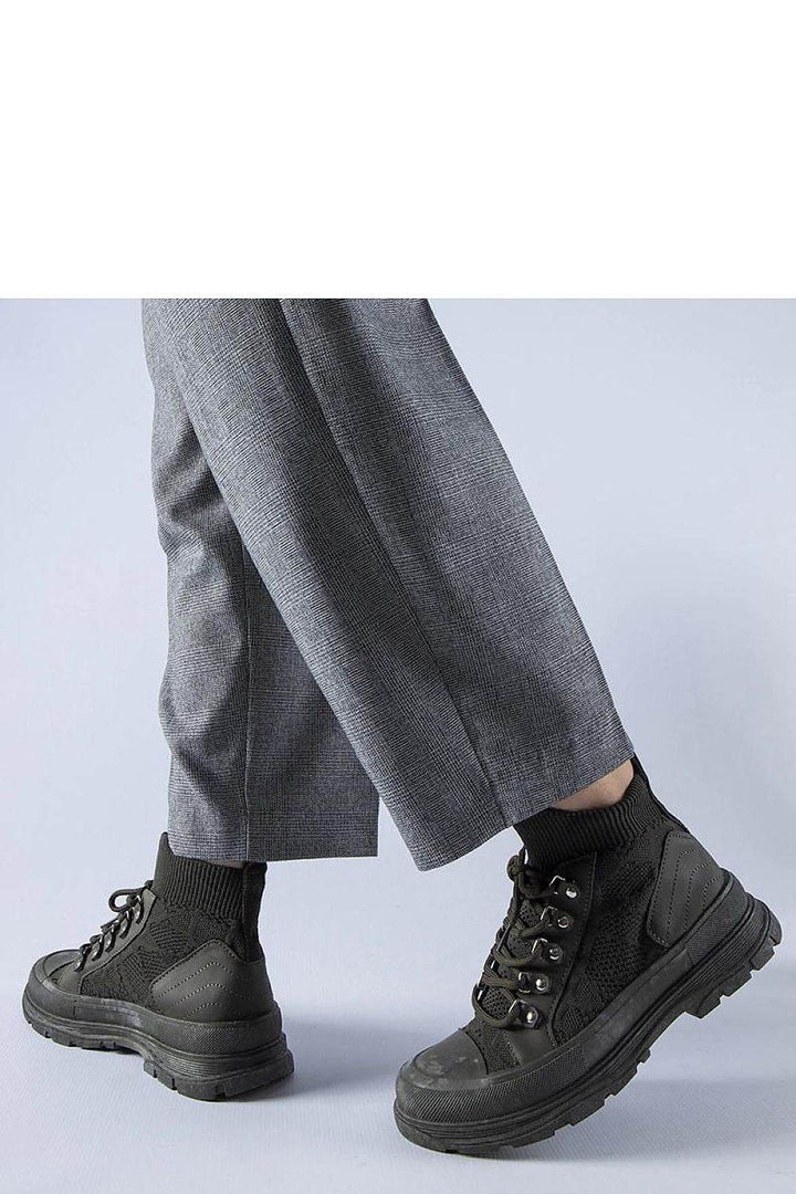 Sneakers model 207609 - MHMote