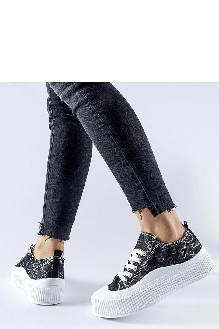 Sneakers model 207615 - MHMote
