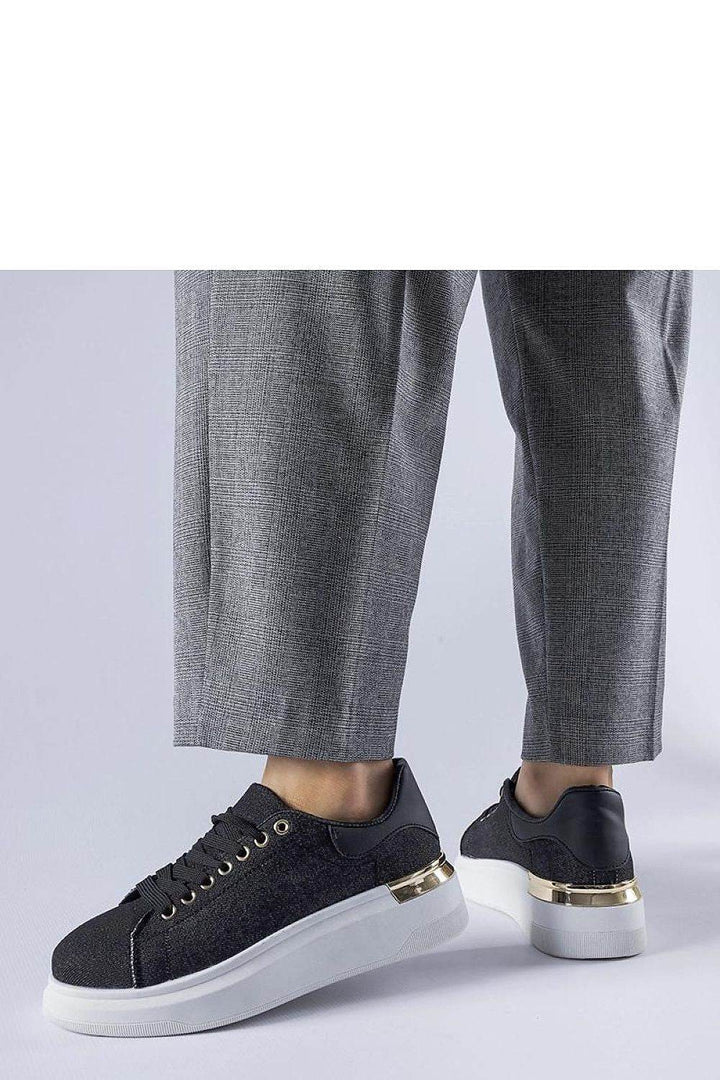 Sneakers model 207618 - MHMote