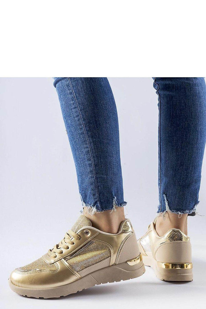 Sneakers model 207629 - MHMote