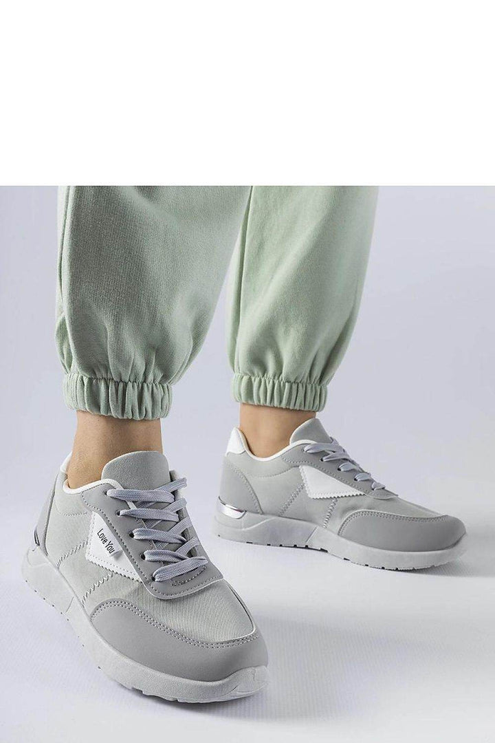 Sneakers model 207632 - MHMote