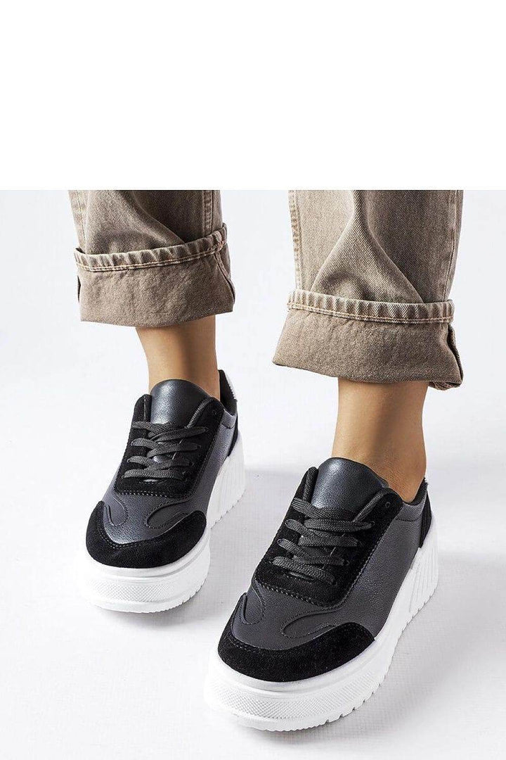 Sneakers model 207701 - MHMote