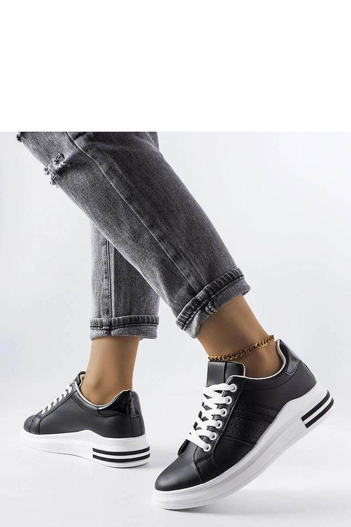 Sneakers model 207869 - MHMote