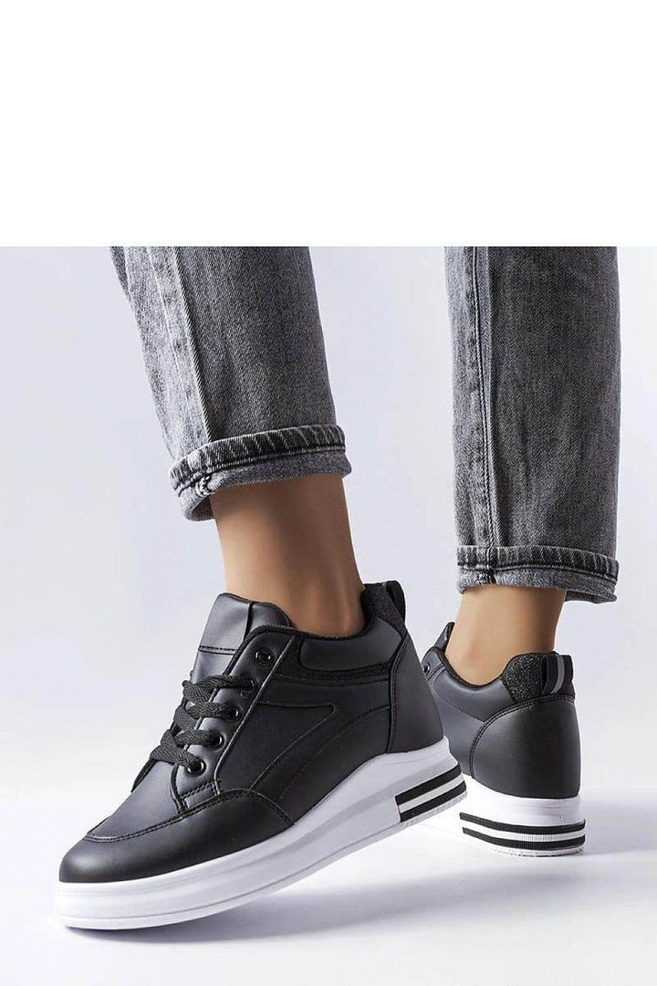 Sneakers model 207919 - MHMote