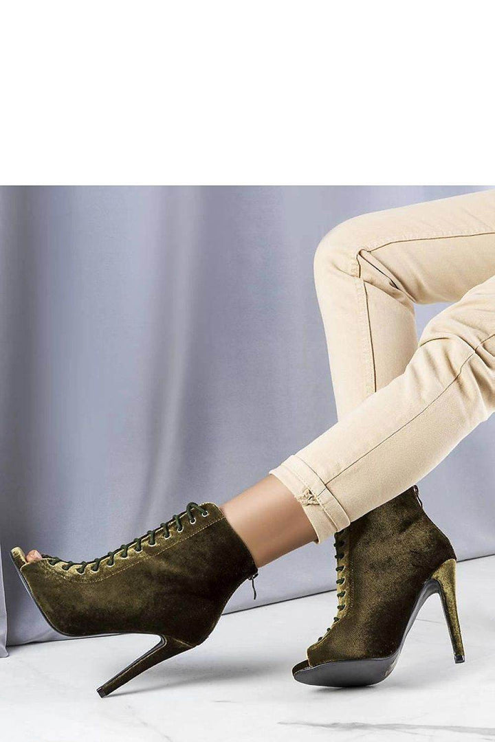 Heel boots model 208024 - MHMote