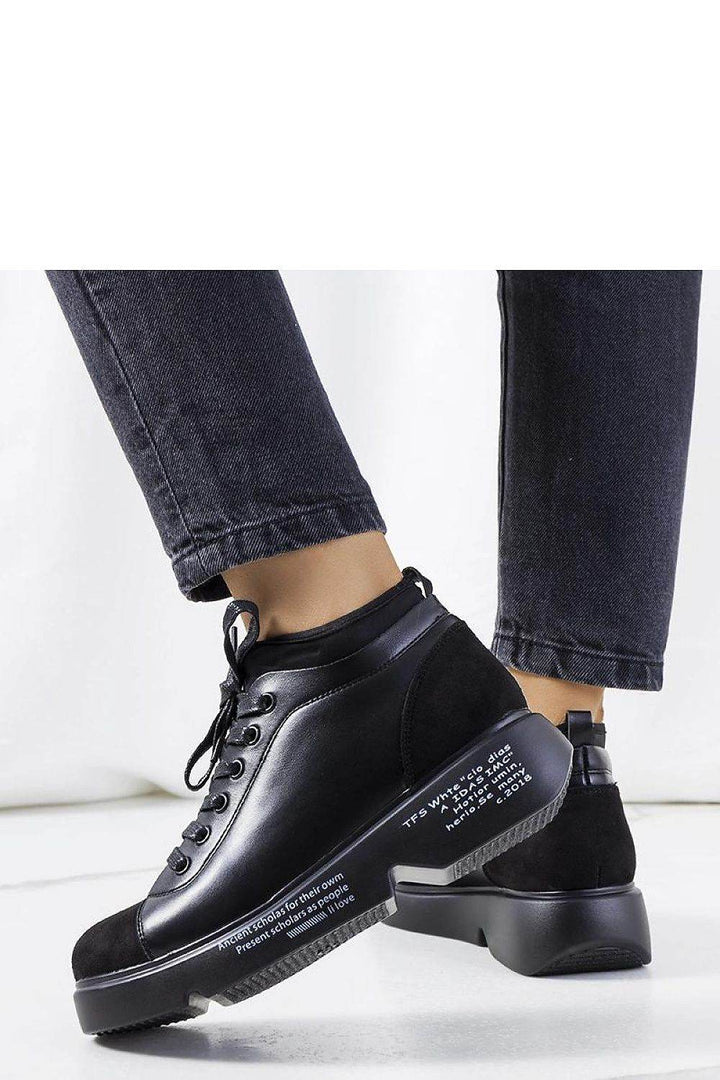Sneakers model 208035 - MHMote