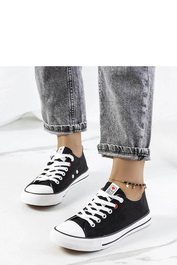 Sneakers model 208037 - MHMote