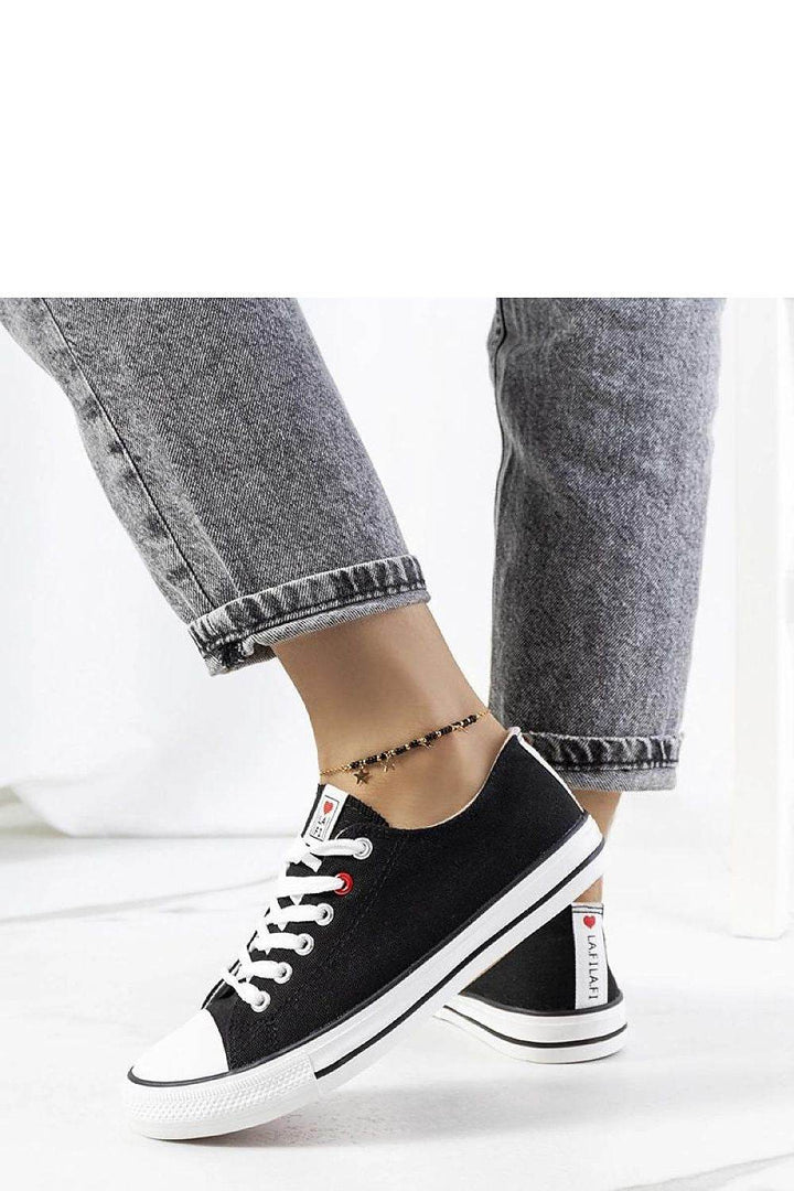 Sneakers model 208037 - MHMote