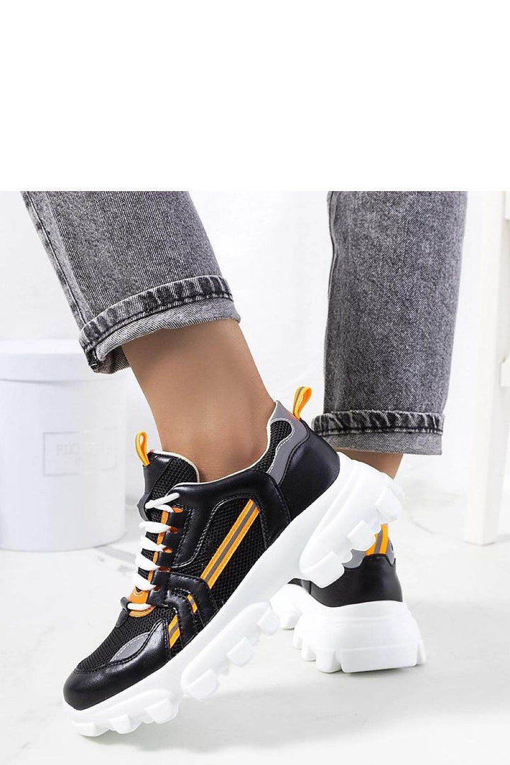 Sneakers model 208043 - MHMote