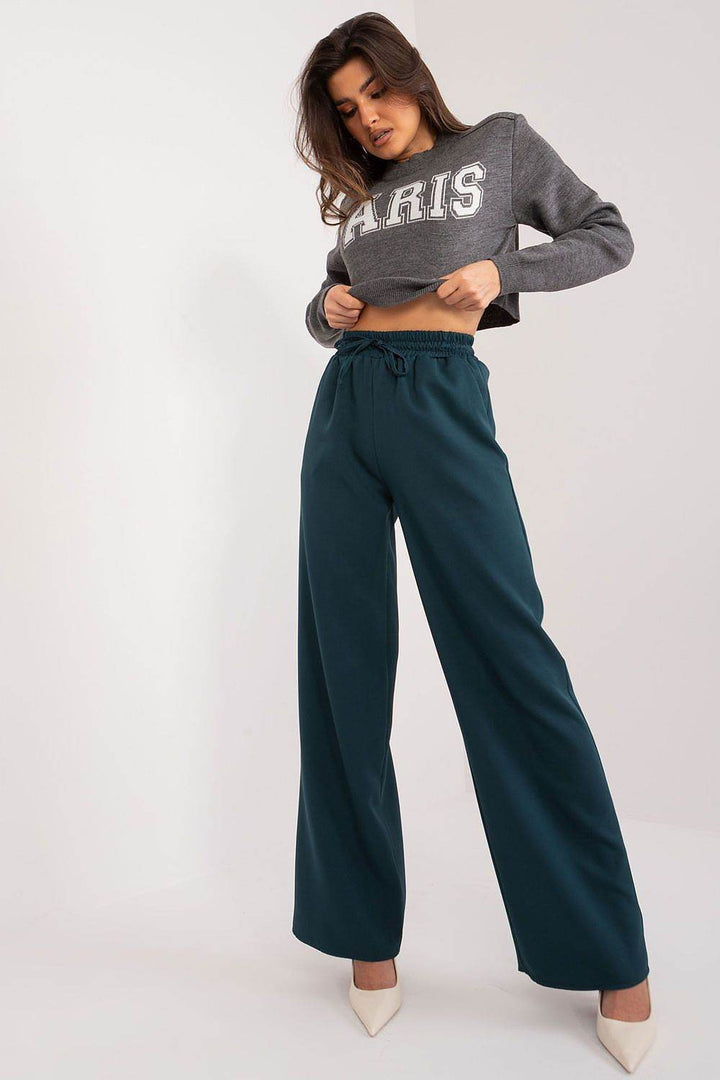Short jumper model 208362 - MHMote