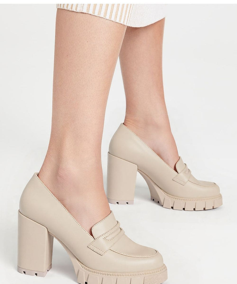 Block heel pumps model 210350 Inello 