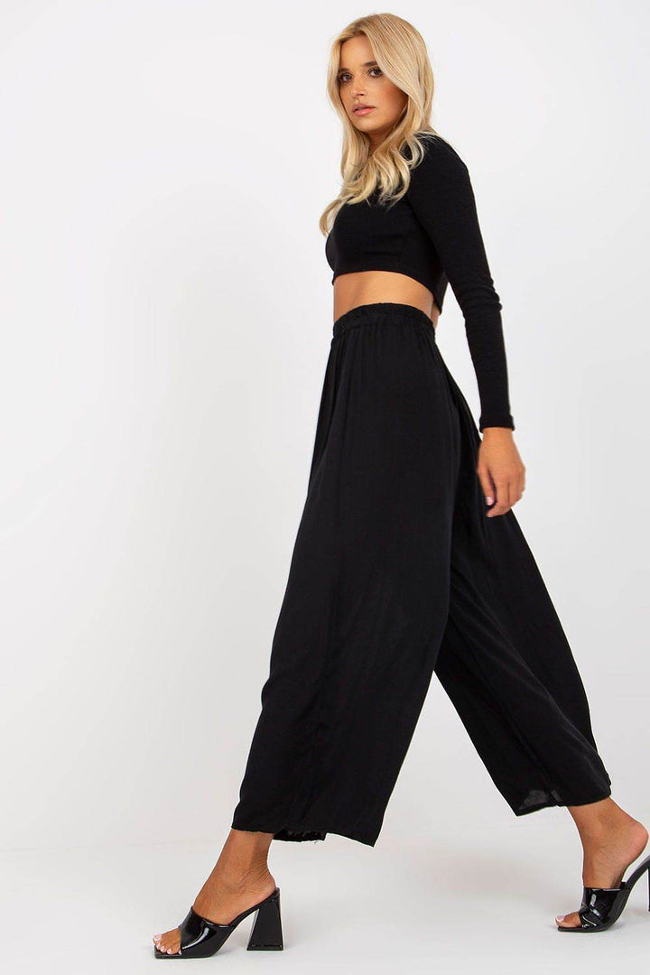 Women trousers model 210679 - MHMote