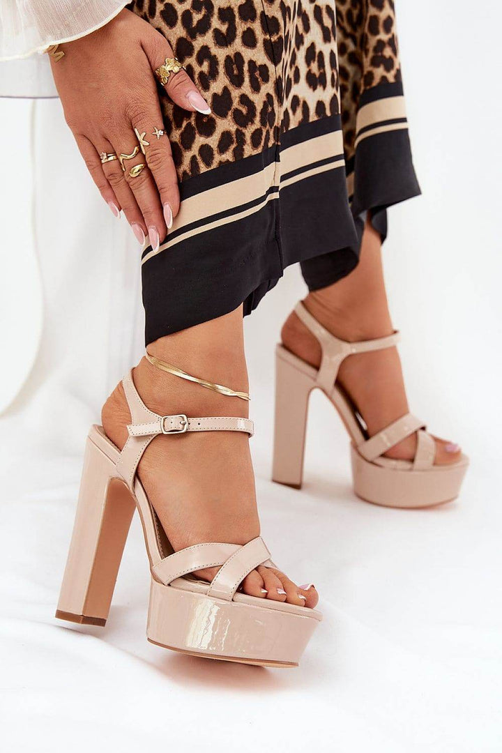 Heel sandals model 210802 - MHMote