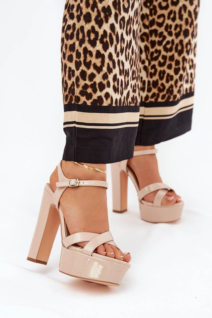 Heel sandals model 210802 - MHMote