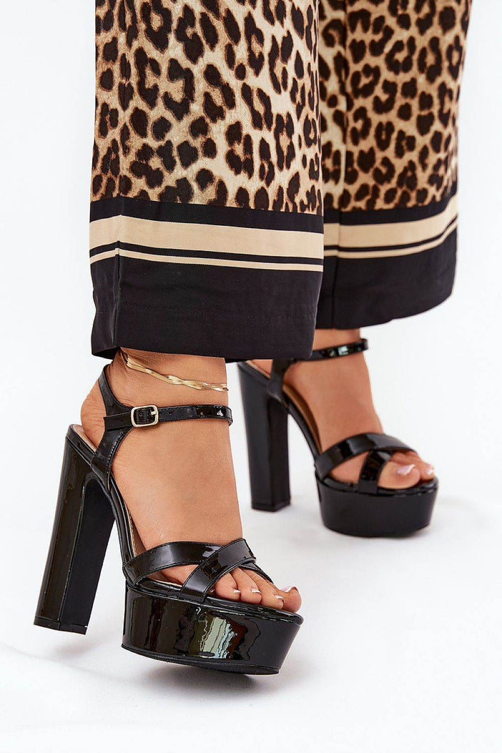Heel sandals model 210802 - MHMote