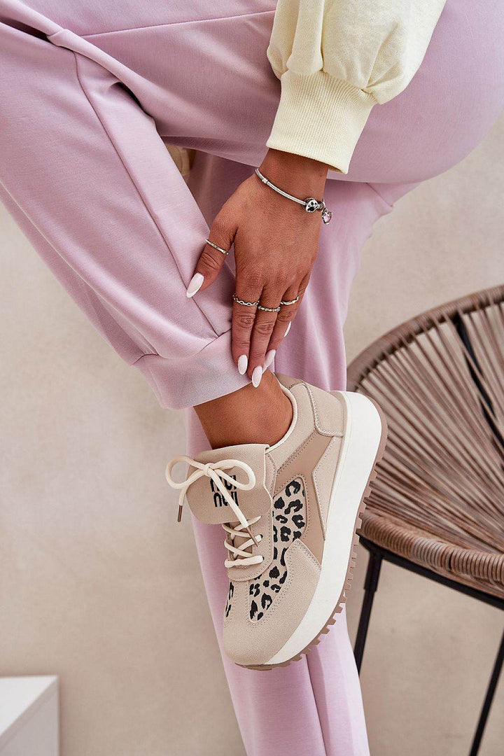 Sport Shoes model 211006 - MHMote