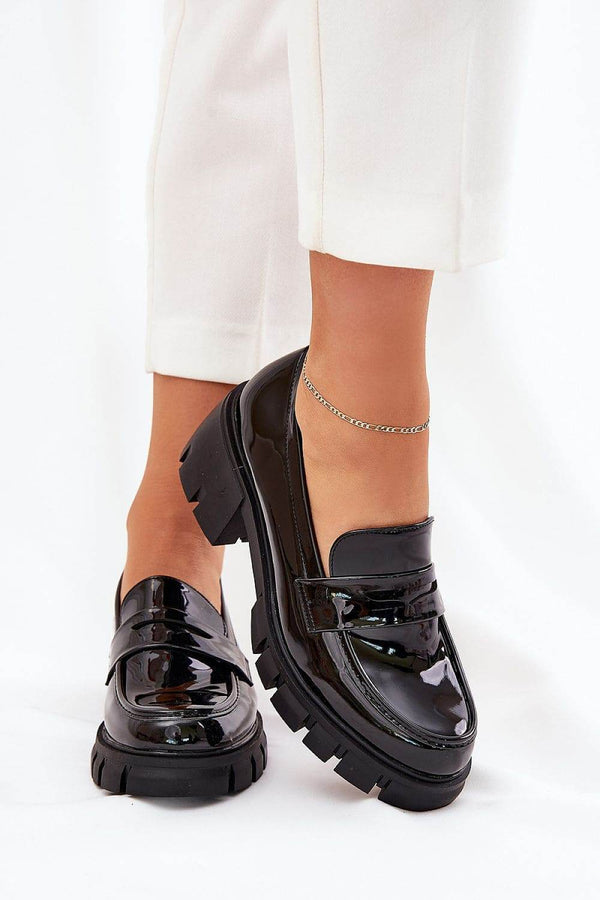 Heeled low shoes model 211124 - MHMote