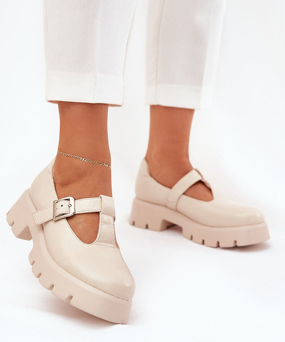  Low Shoes model 211127 Step in style 