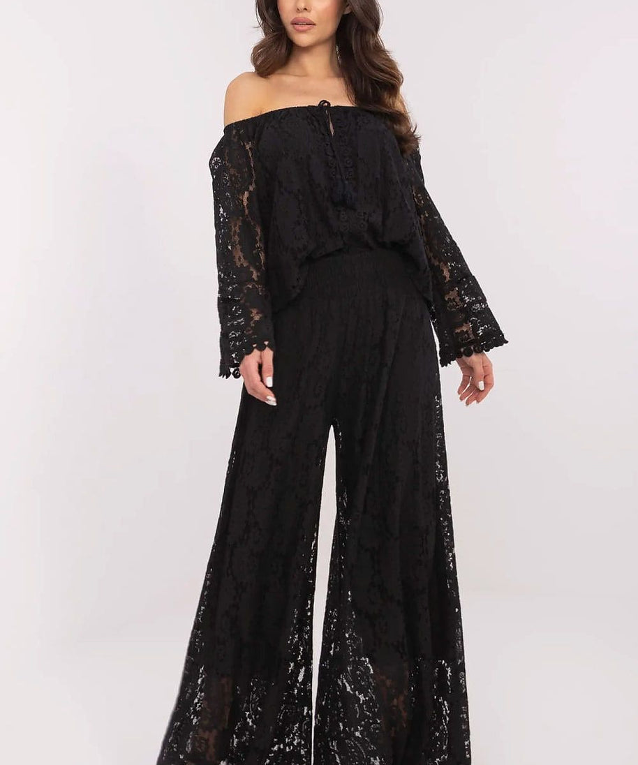  Women trousers model 211435 Italy Moda 