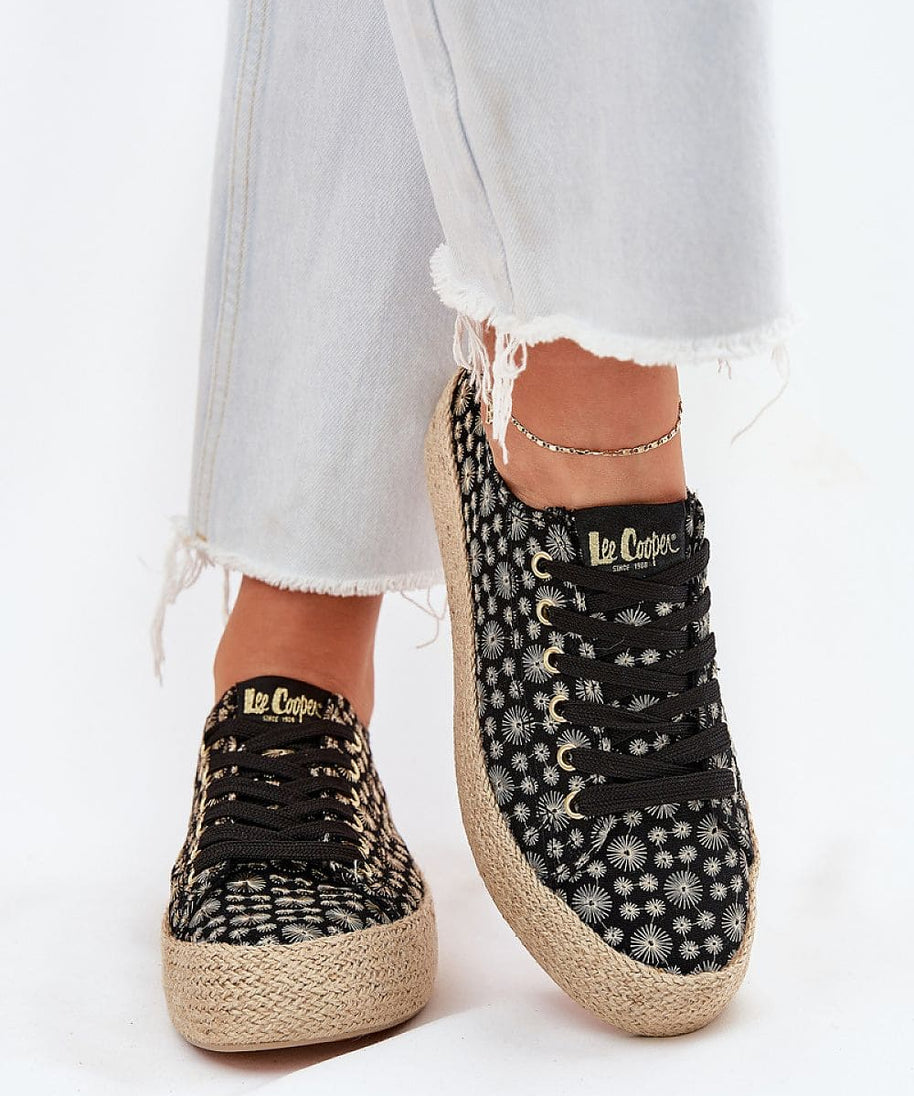  Sneakers model 212619 Step in style 