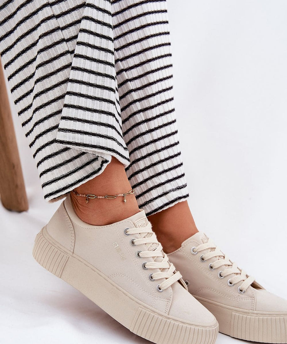  Sneakers model 212723 Step in style 
